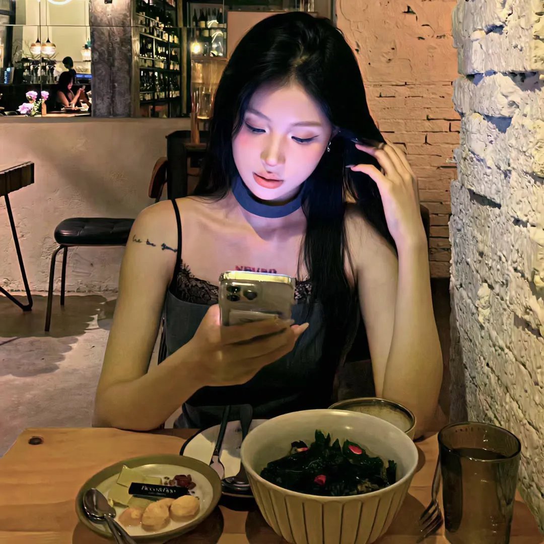 三坪房间的侵略者